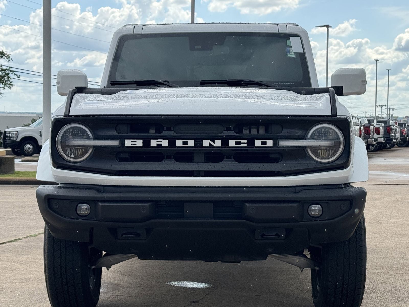 2024 Ford Bronco Outer Banks