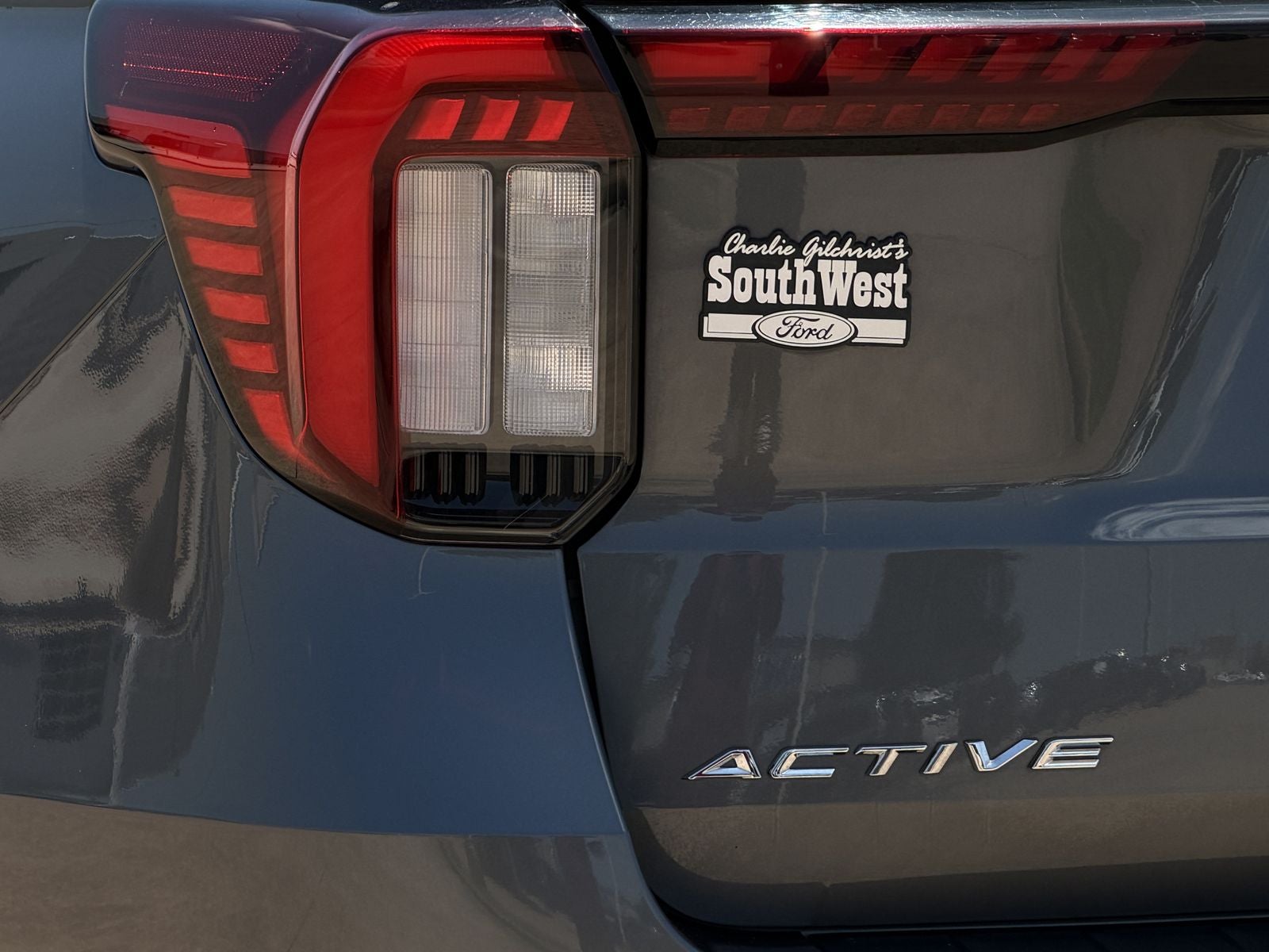 2025 Ford Explorer Active