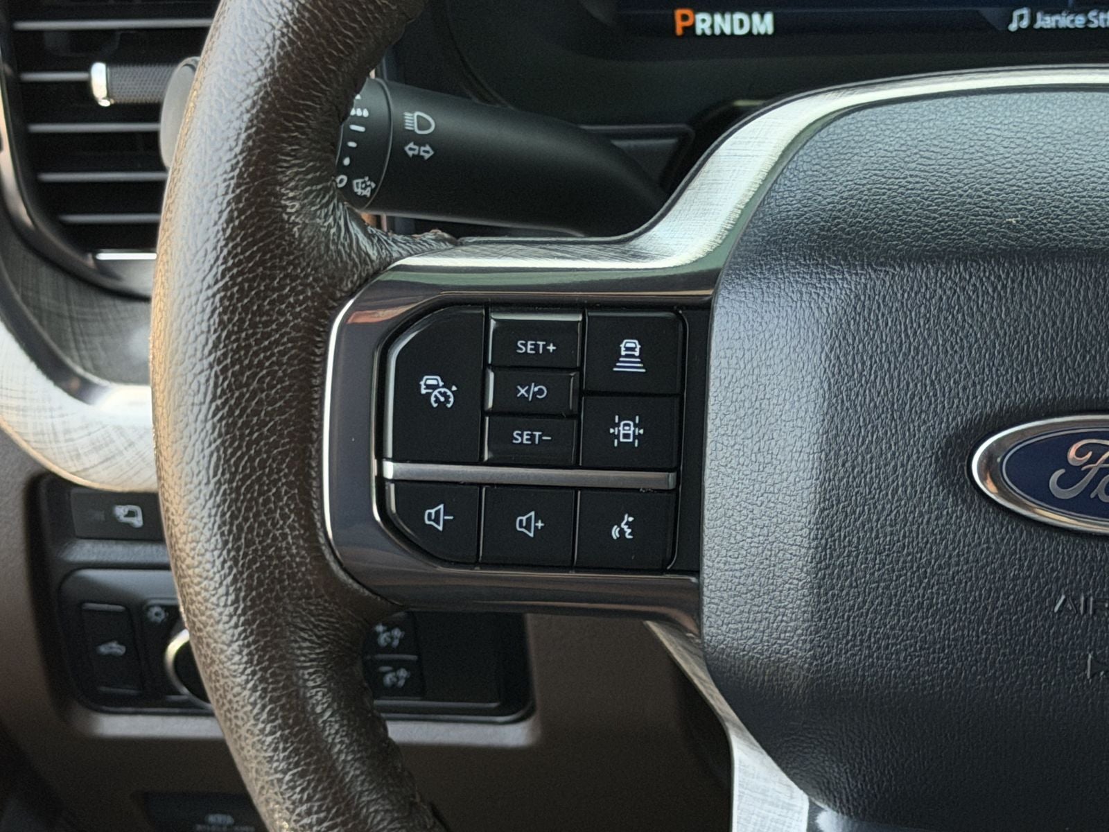 2024 Ford F-350SD King Ranch DRW