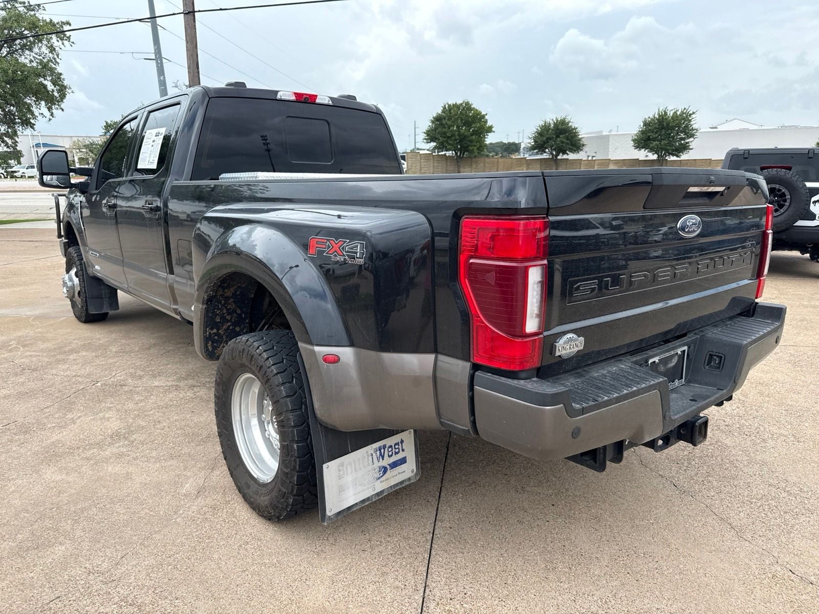 2022 Ford F-350SD King Ranch DRW