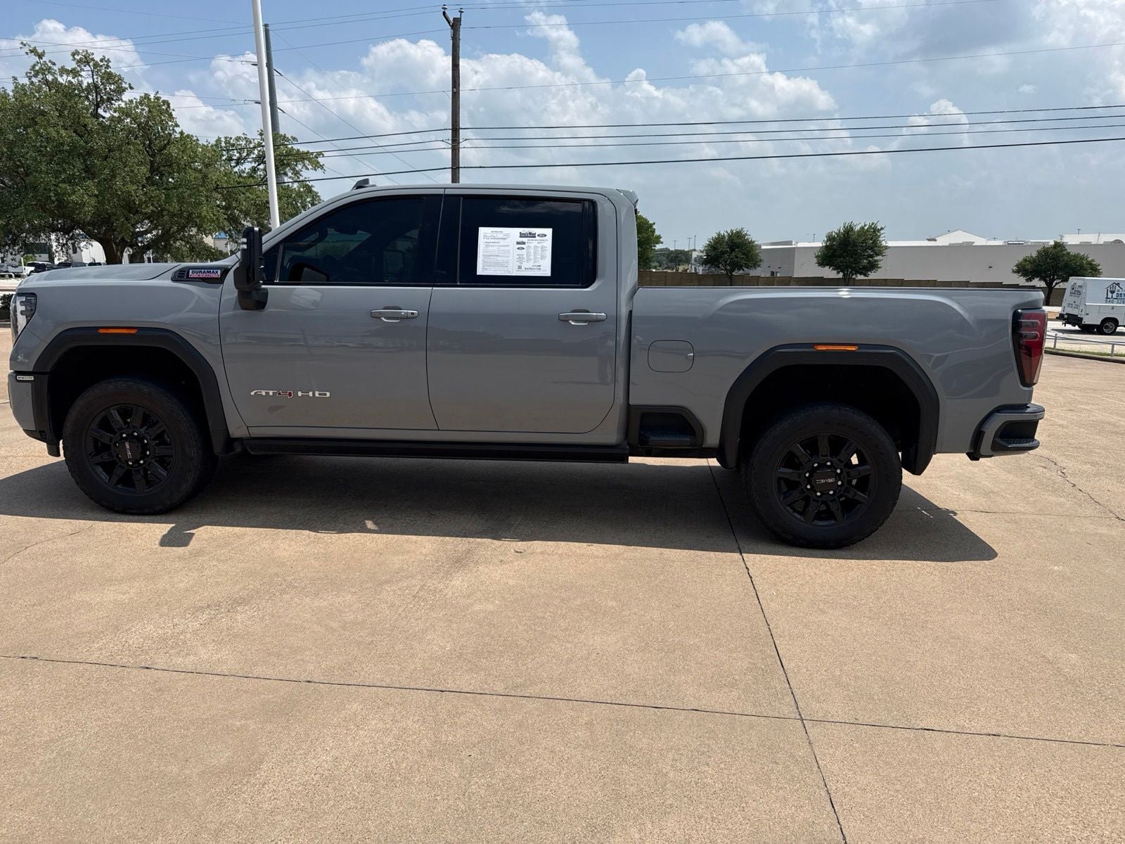 2025 GMC Sierra 2500HD AT4