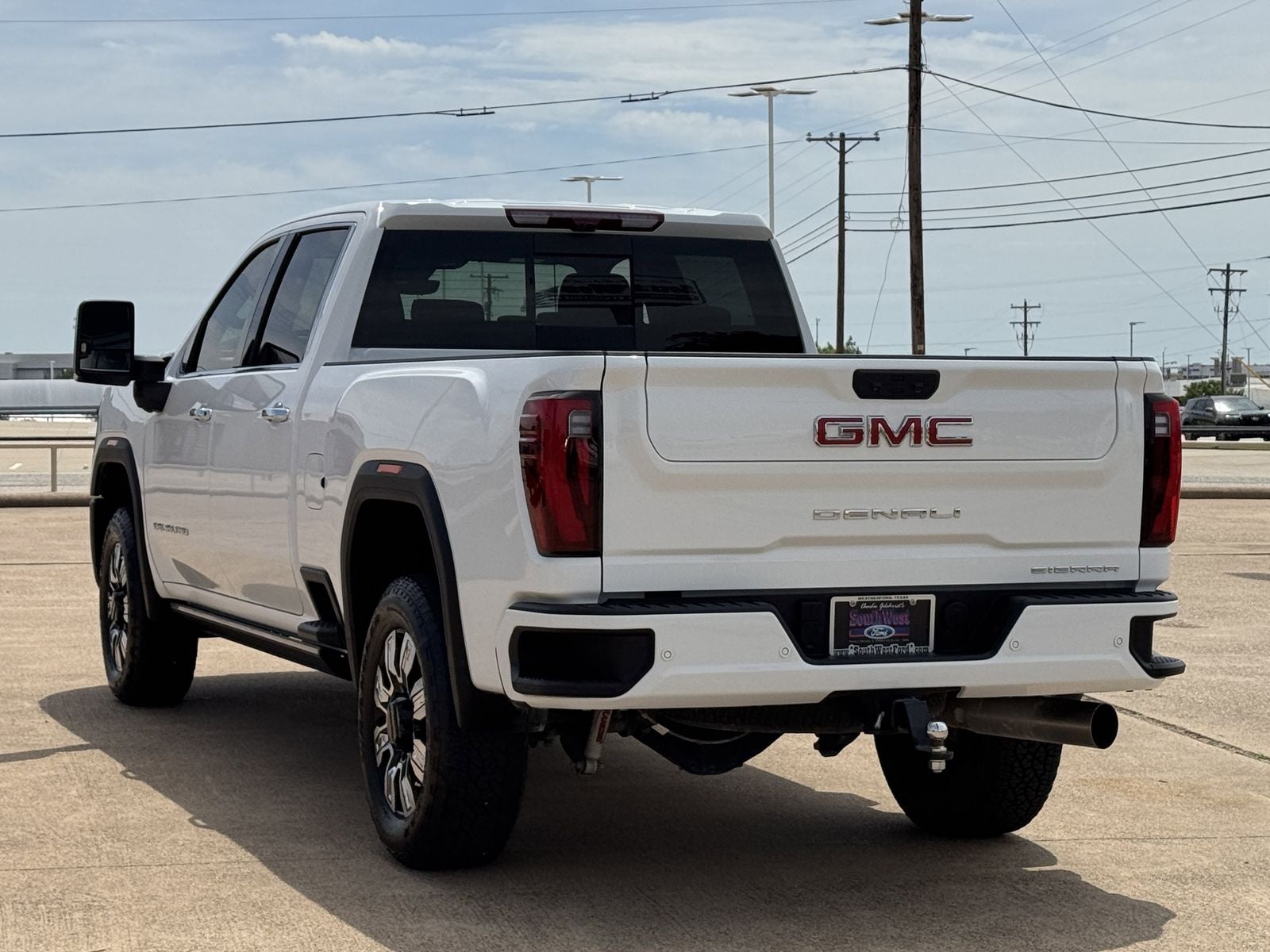 2025 GMC Sierra 2500HD Denali