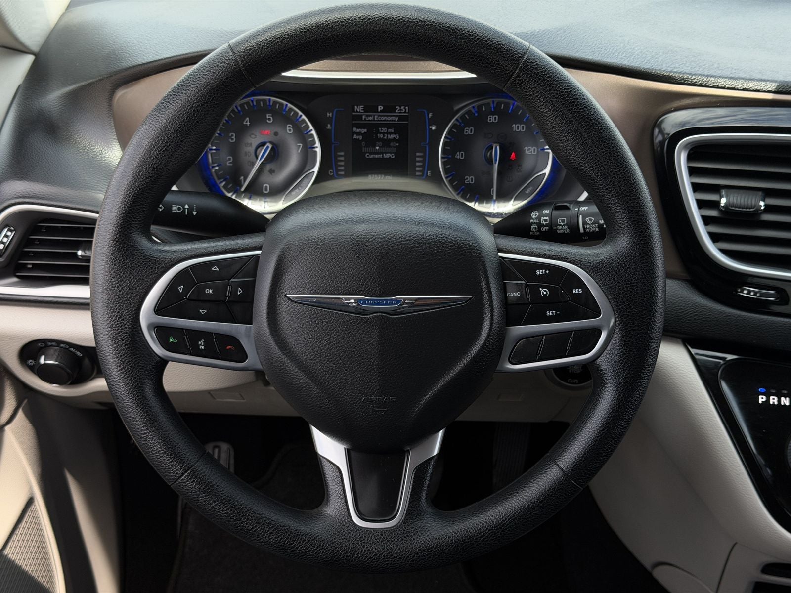 2021 Chrysler Voyager LXI