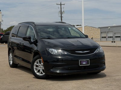 2021 Chrysler Voyager LXI