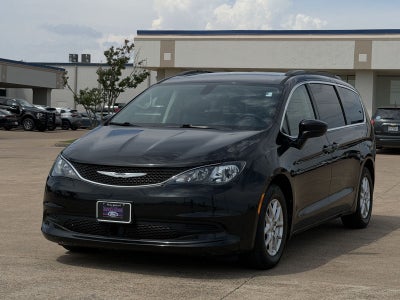 2021 Chrysler Voyager LXI