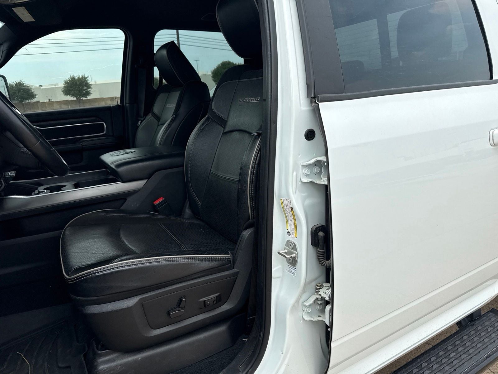 2024 RAM 3500 Laramie