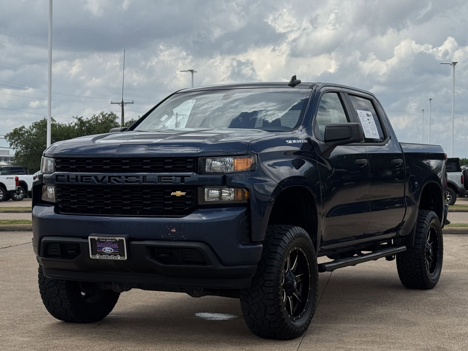 2020 Chevrolet Silverado 1500 Custom