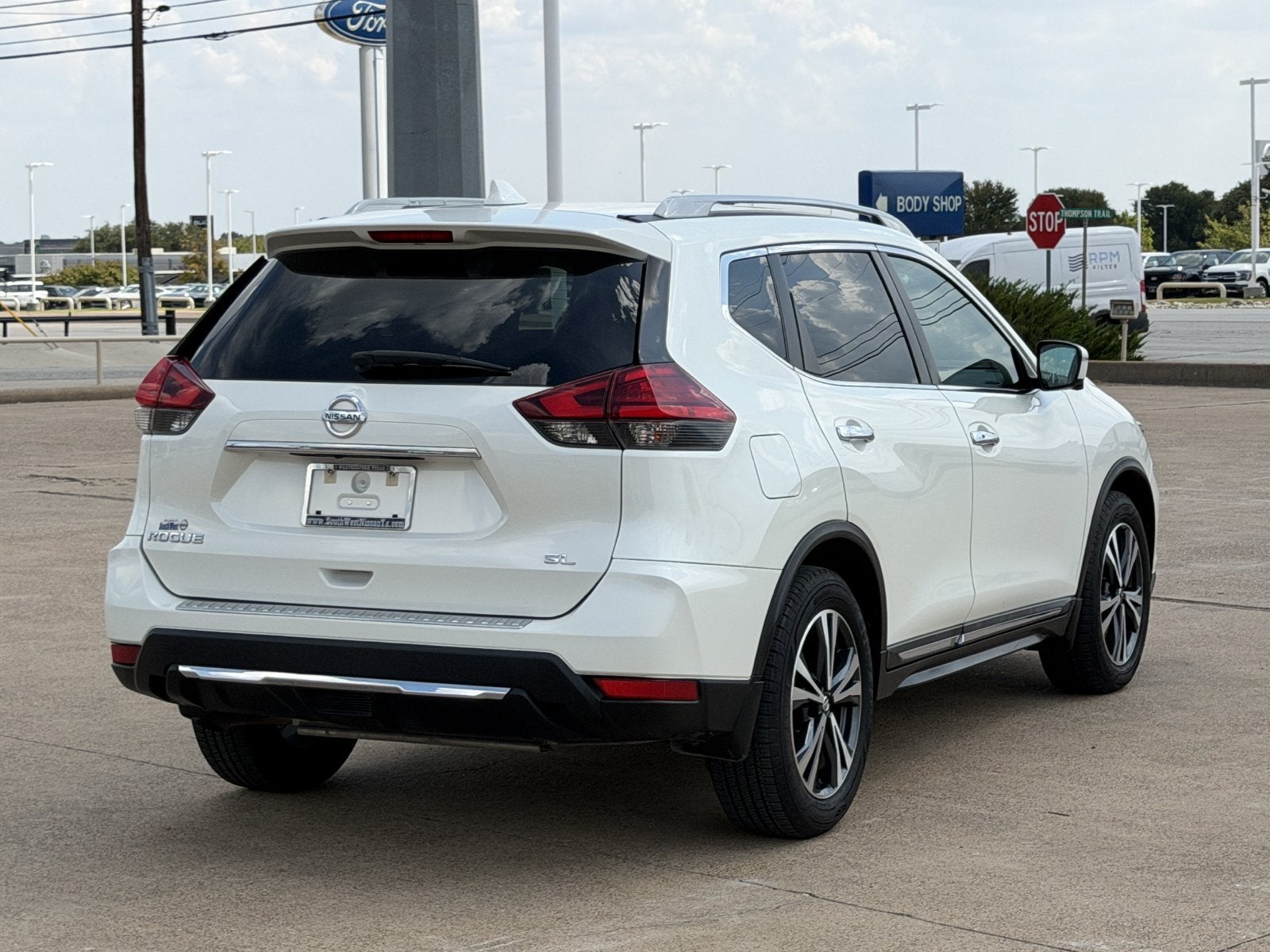 2017 Nissan Rogue SL
