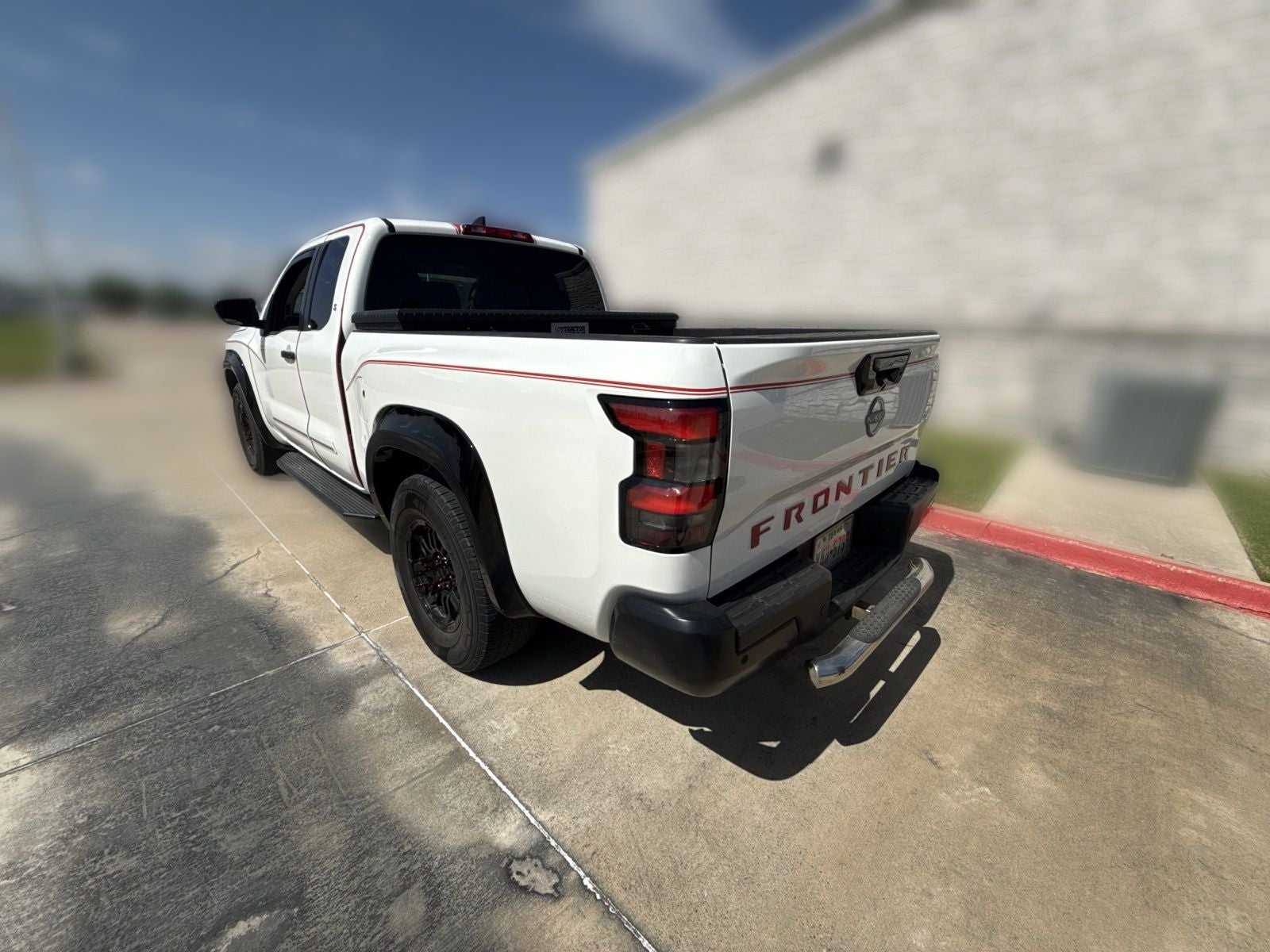 2023 Nissan Frontier S