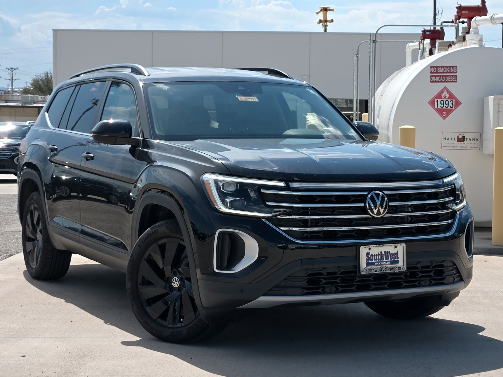 2024 Volkswagen Atlas 2.0T SE w/Technology