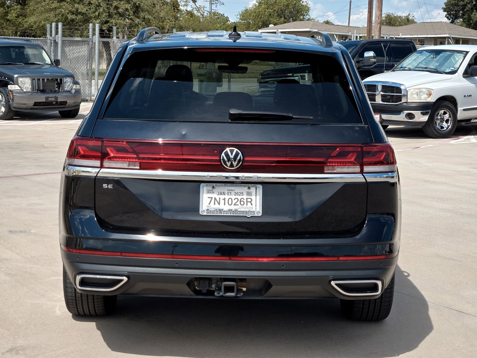 2024 Volkswagen Atlas 2.0T SE w/Technology
