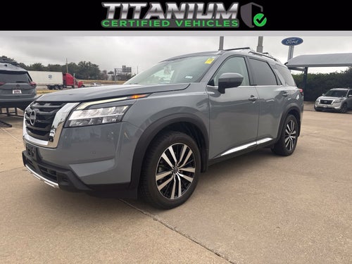 2023 Nissan Pathfinder Platinum
