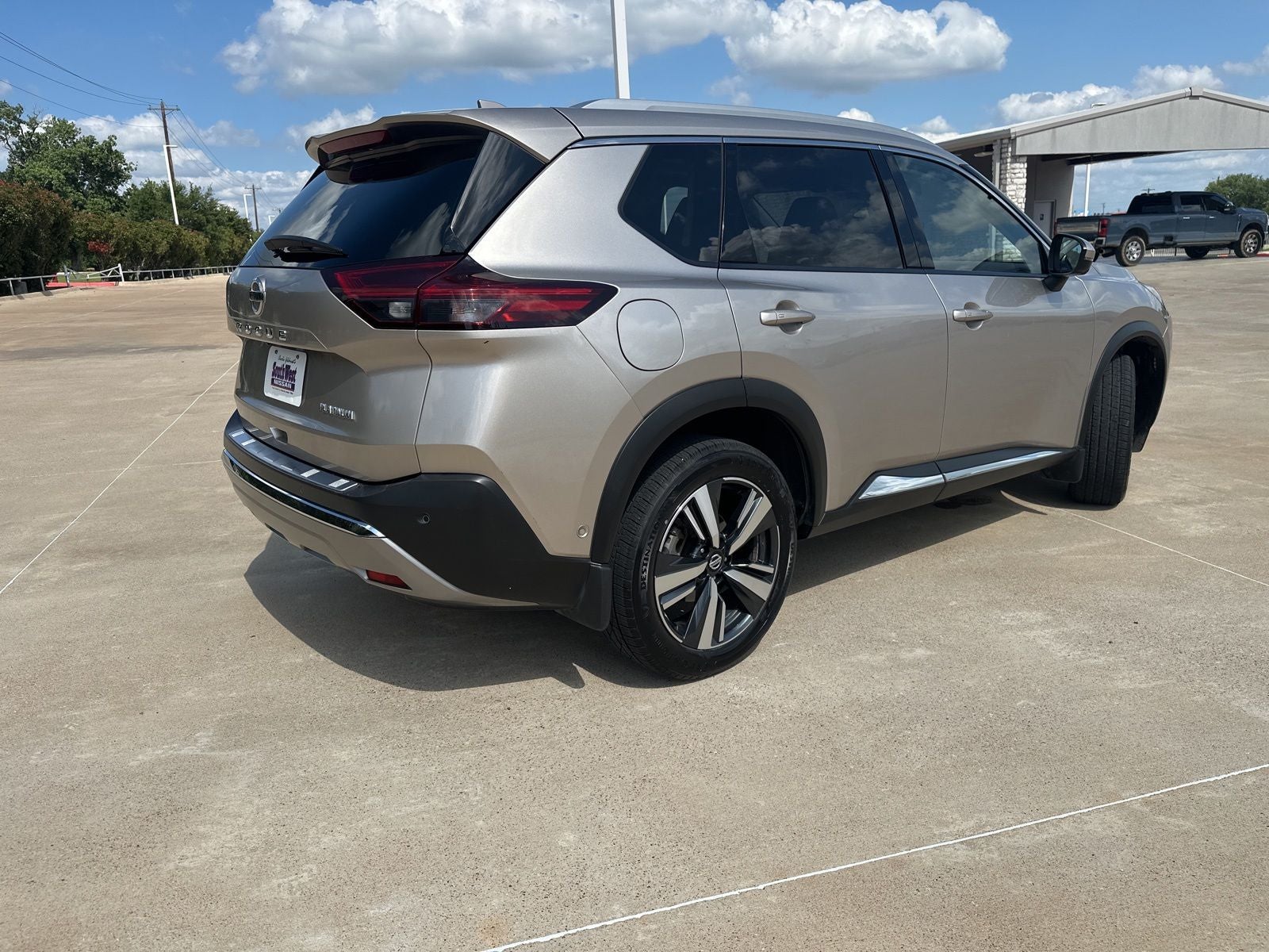 2021 Nissan Rogue Platinum