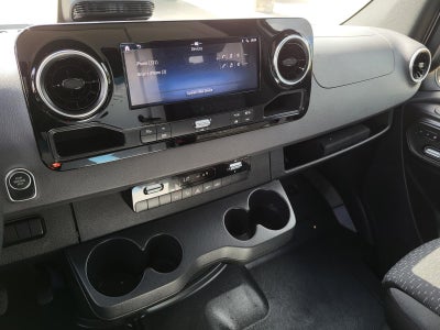2025 Mercedes-Benz Sprinter 2500 Cargo 144 WB