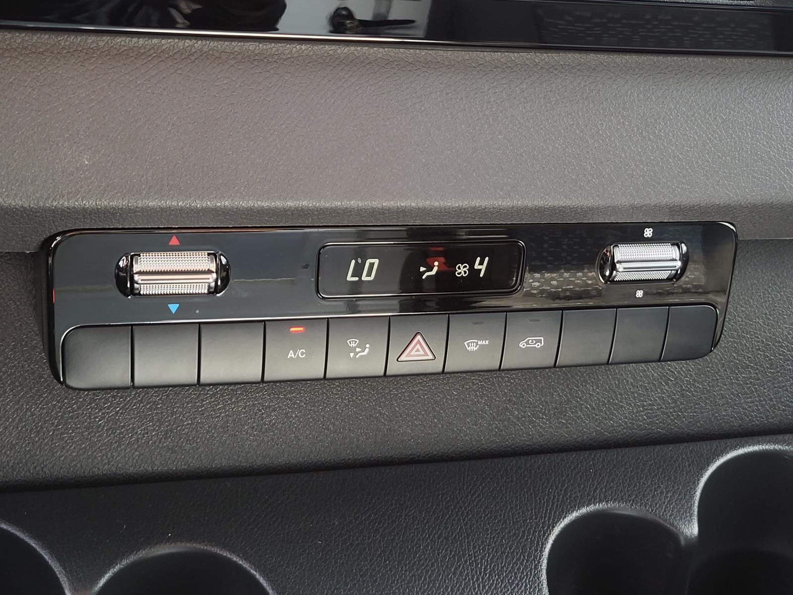 2025 Mercedes-Benz Sprinter 2500 Cargo 144 WB
