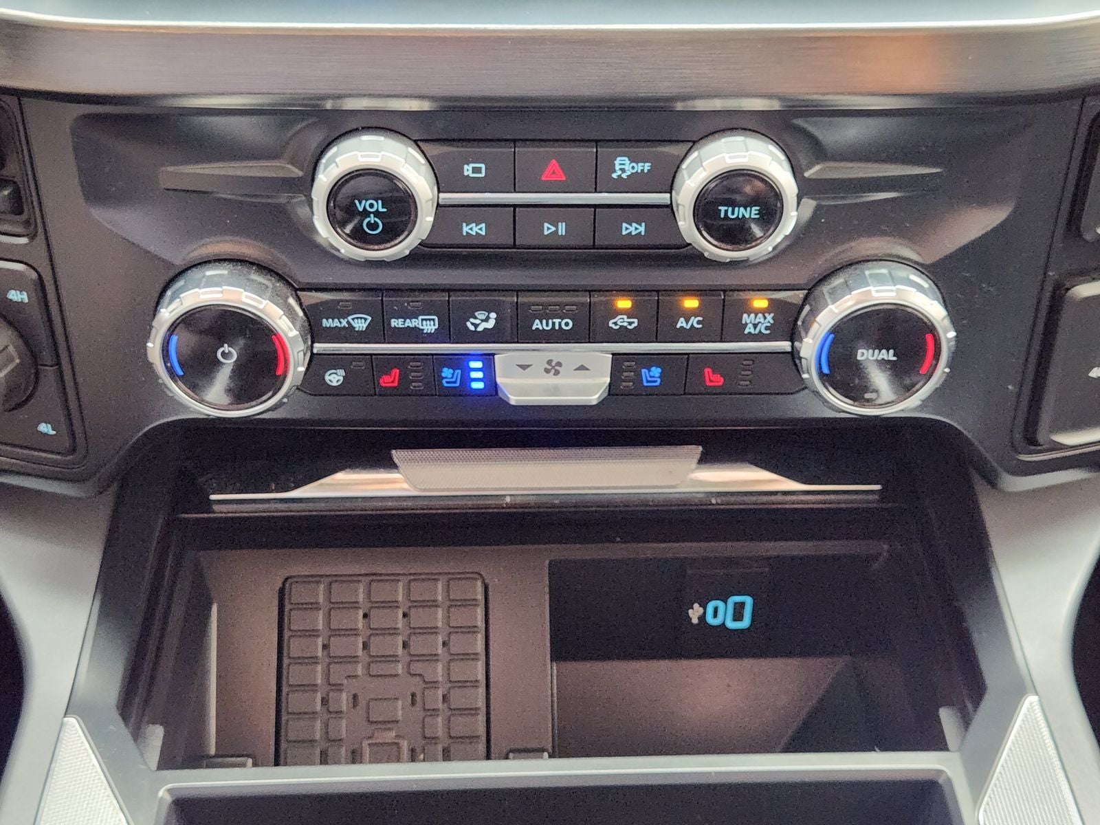 2025 Ford F-350SD Lariat