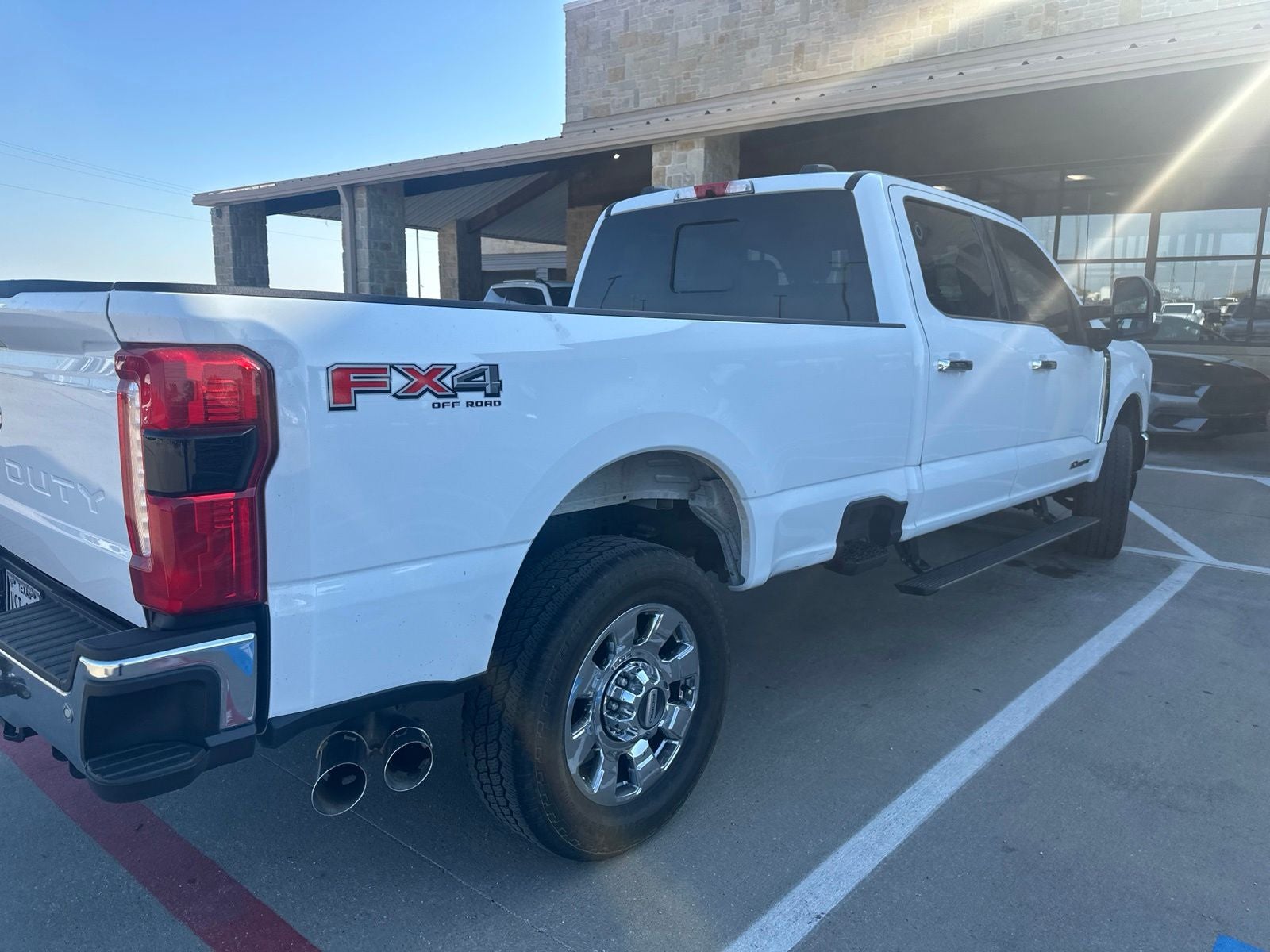 2024 Ford F-350SD Lariat