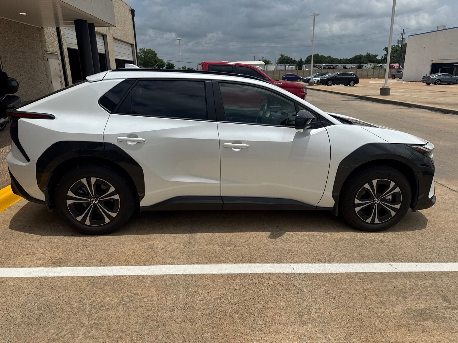 2024 Toyota bZ4X XLE