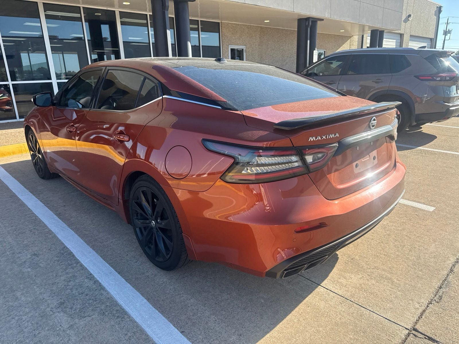 2022 Nissan Maxima SR