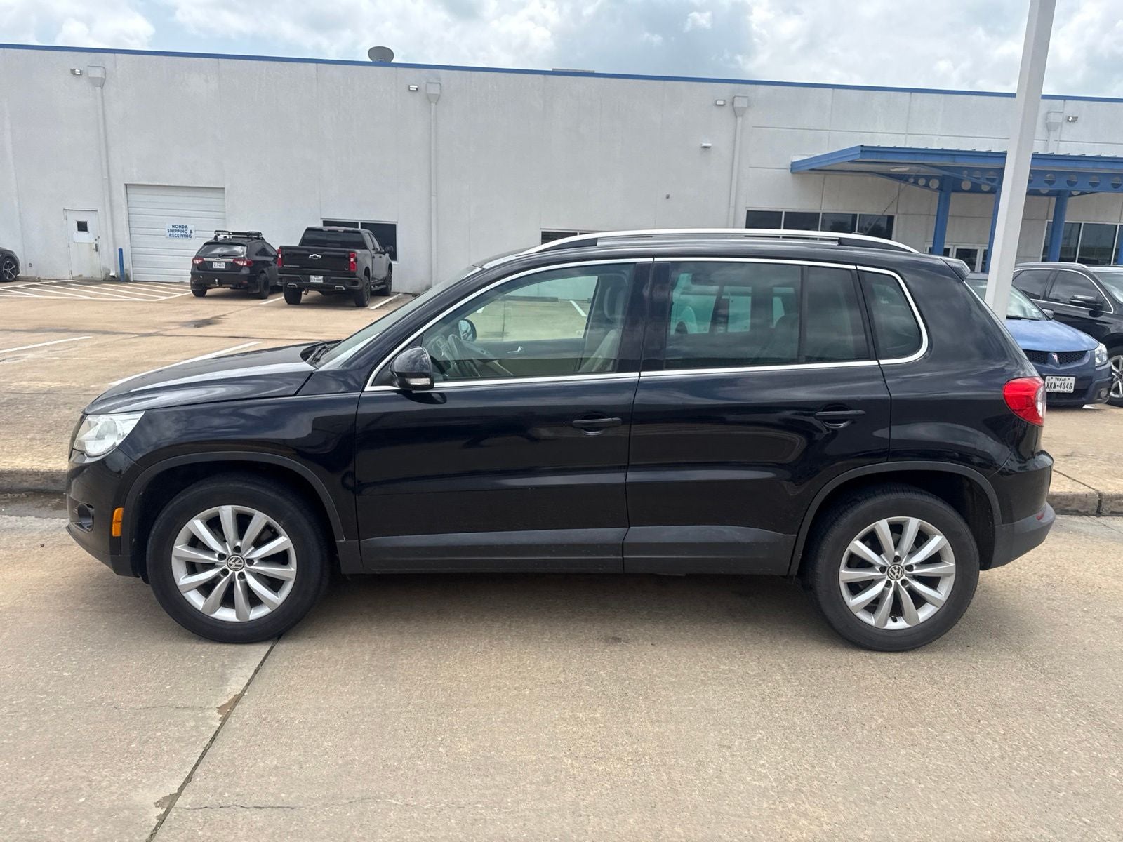 2011 Volkswagen Tiguan SE