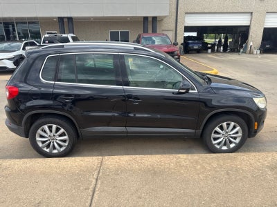 2011 Volkswagen Tiguan SE