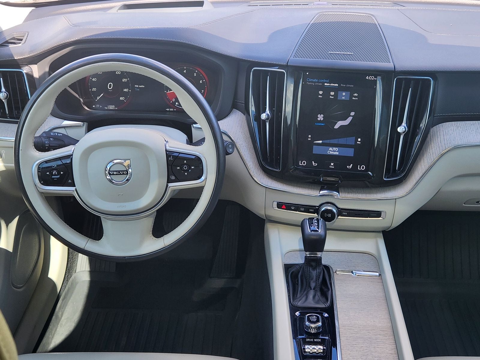 2020 Volvo XC60 T6 Inscription
