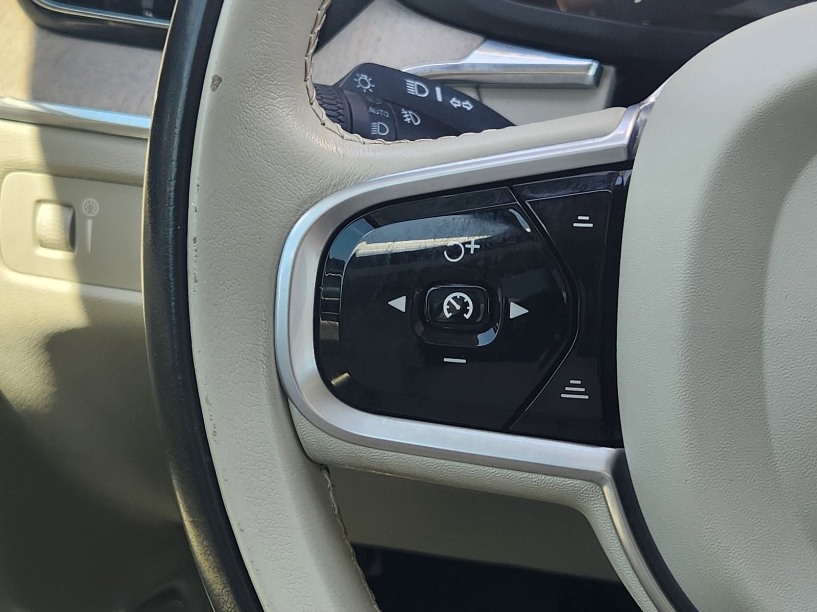 2020 Volvo XC60 T6 Inscription