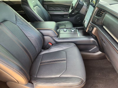2023 Ford Expedition Platinum