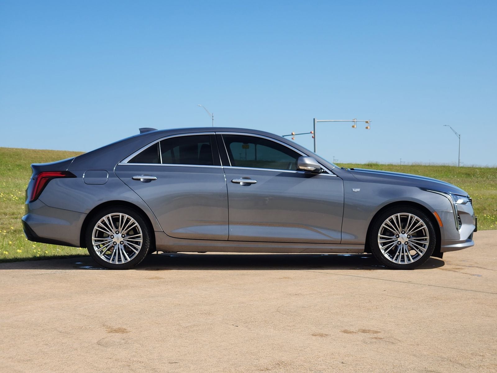 2021 Cadillac CT4 Premium Luxury
