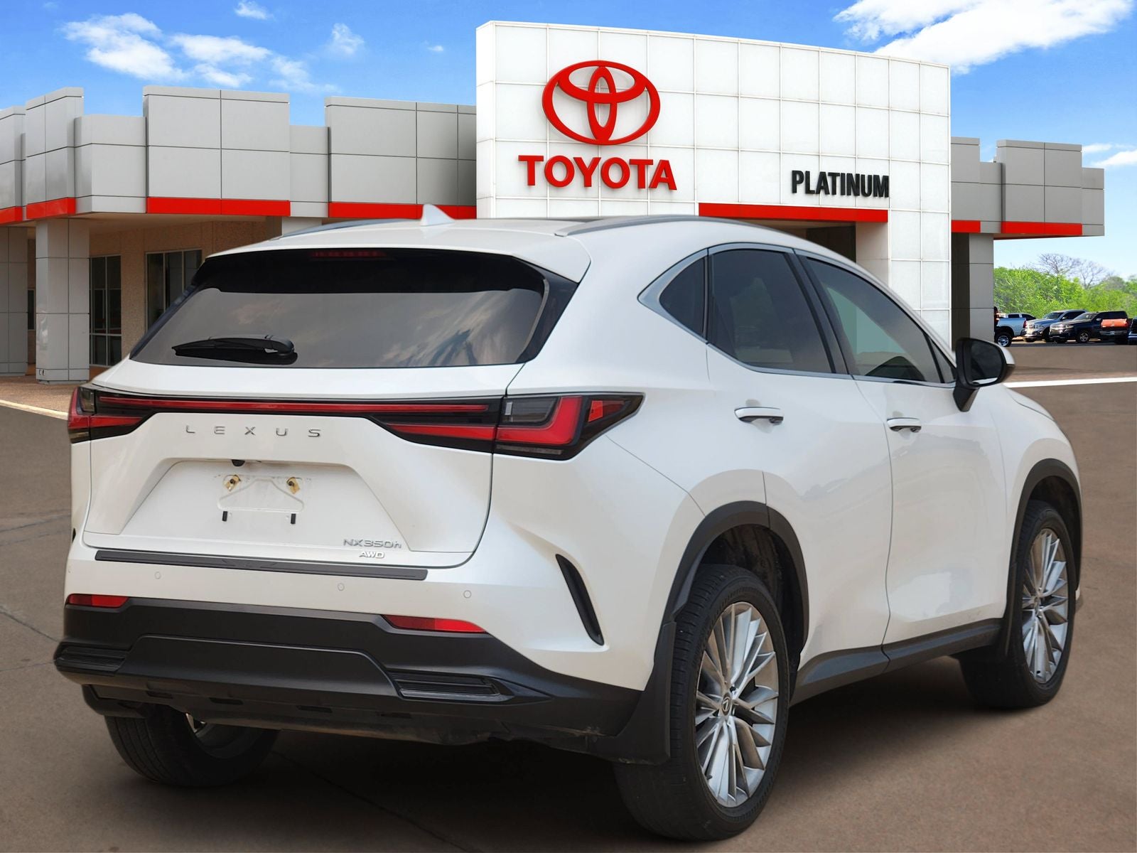 2023 Lexus NX 350h Luxury