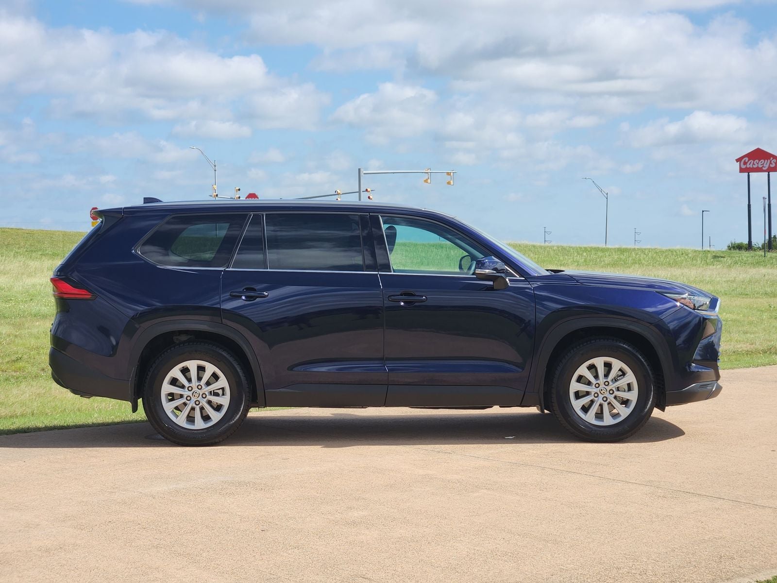 2024 Toyota Grand Highlander Hybrid XLE