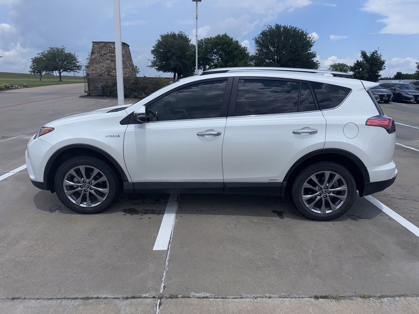 2017 Toyota RAV4 Hybrid Limited