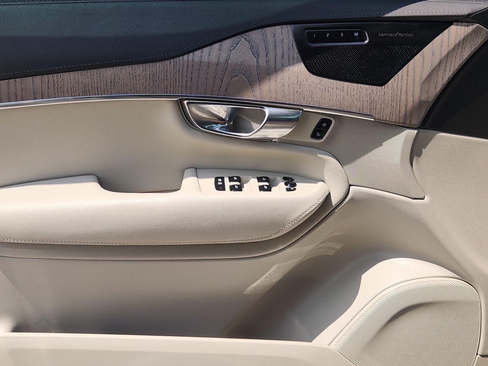 2023 Volvo XC90 Ultimate