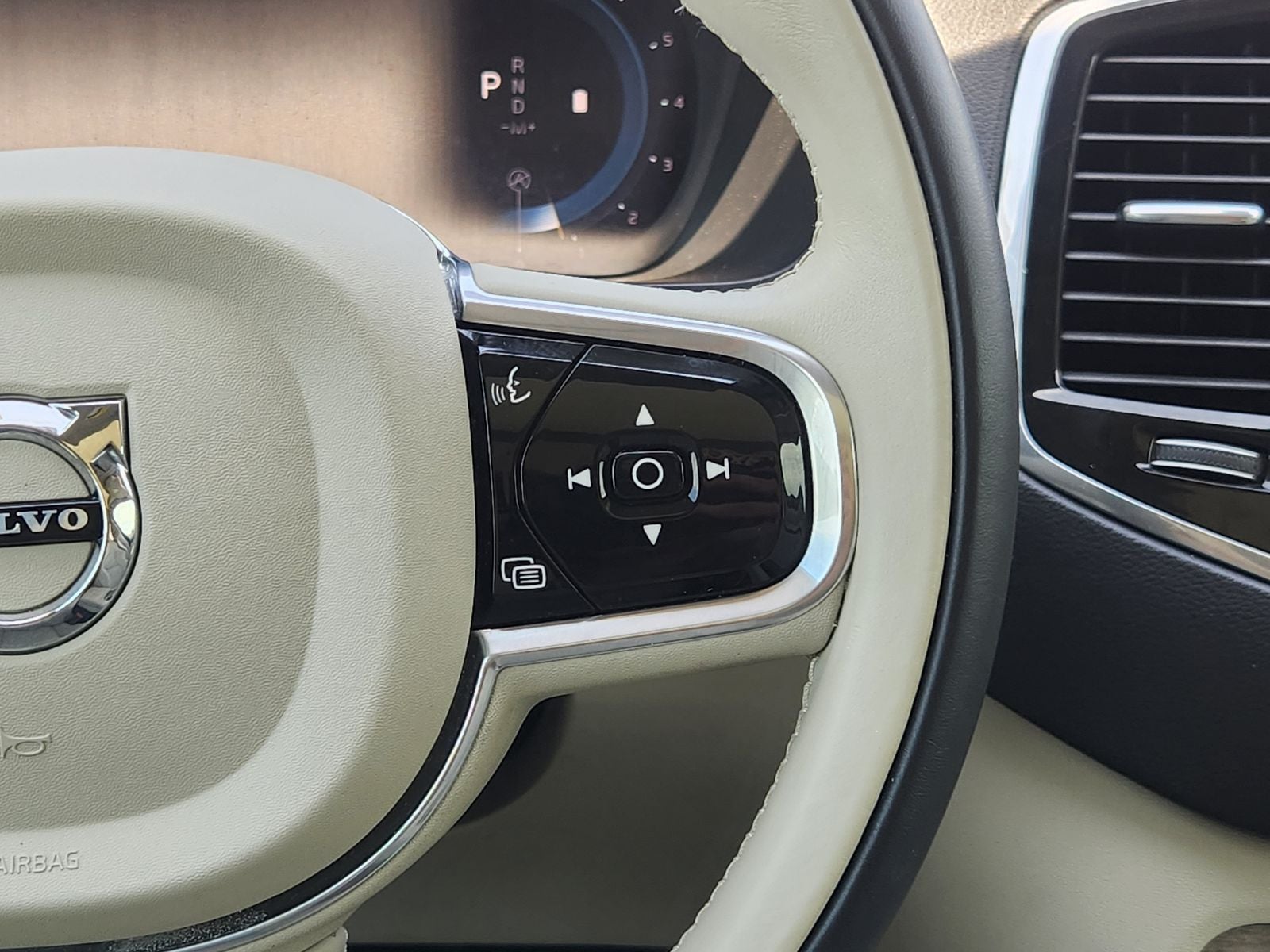 2023 Volvo XC90 Ultimate