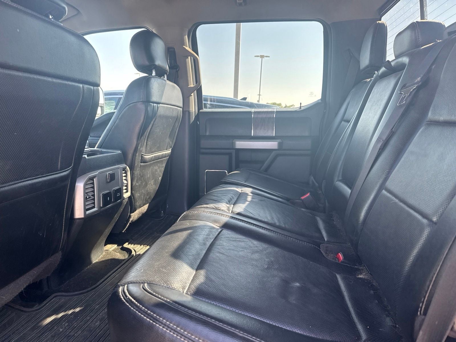 2017 Ford F-350SD Lariat DRW