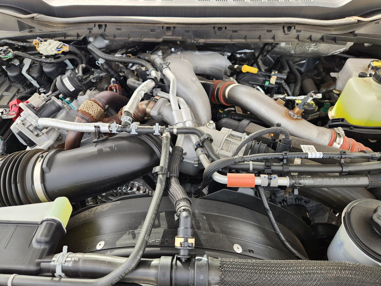2025 Ford F-450SD Platinum DRW