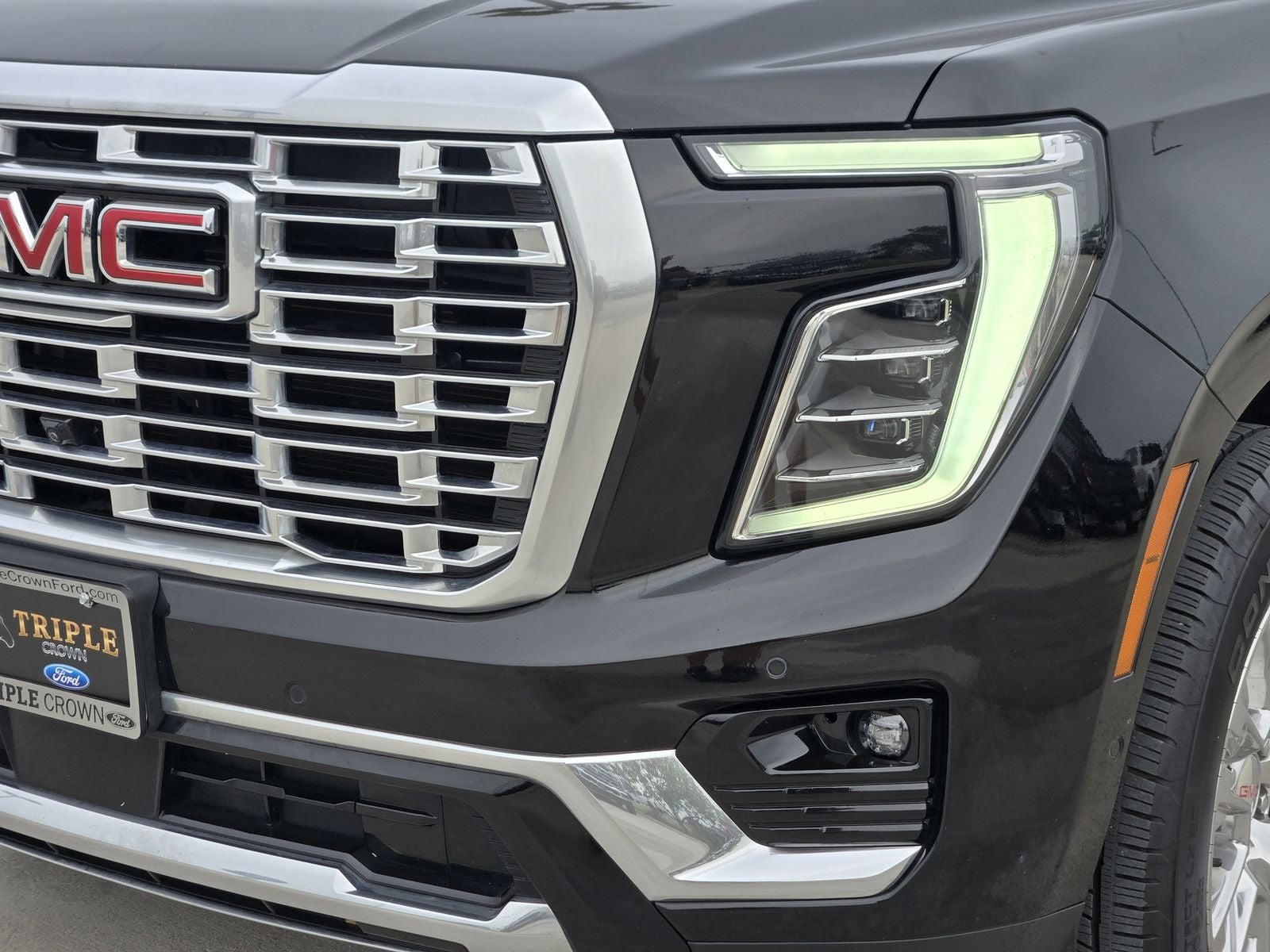 2025 GMC Yukon Denali