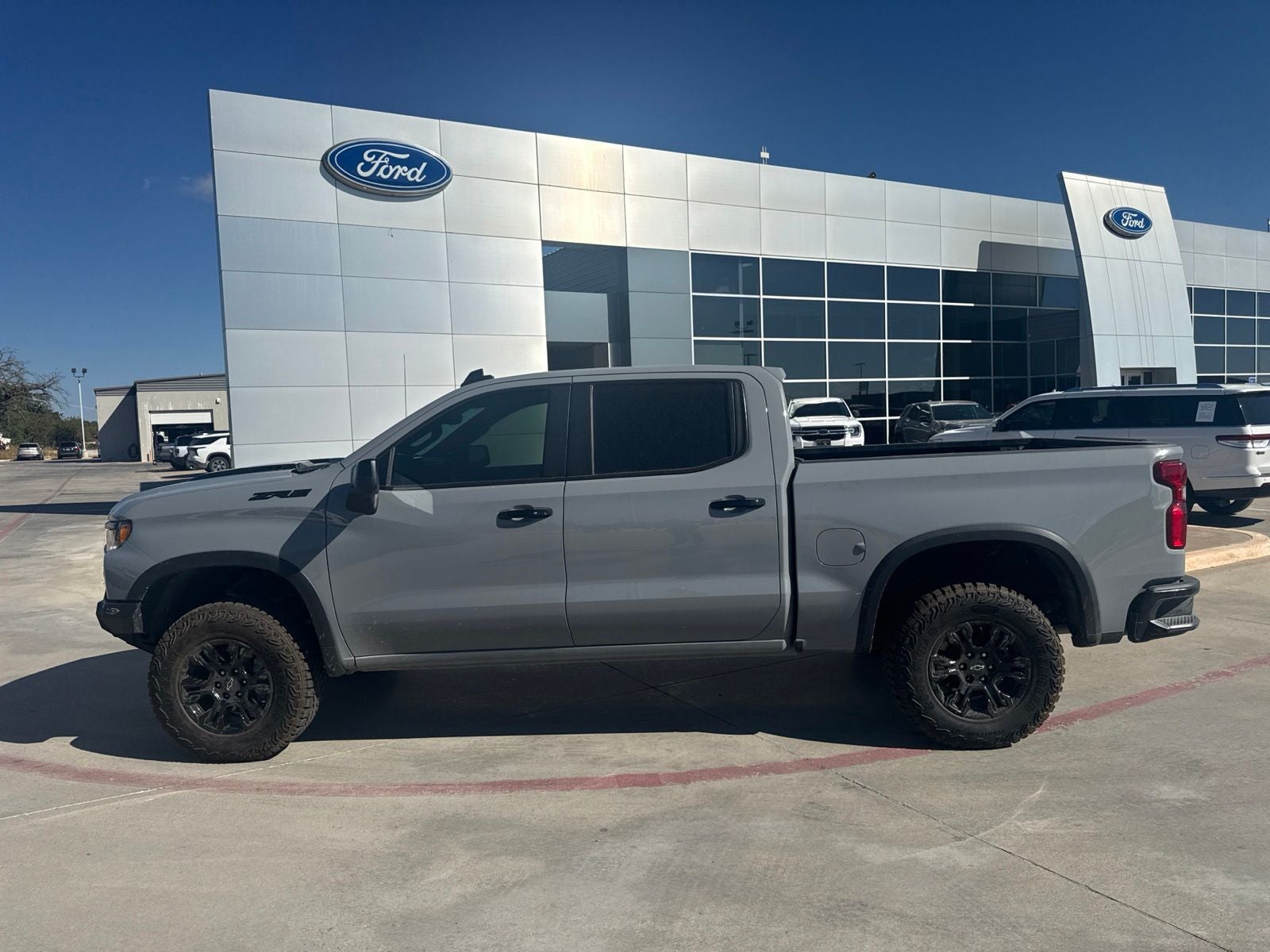 2025 Chevrolet Silverado 1500 ZR2