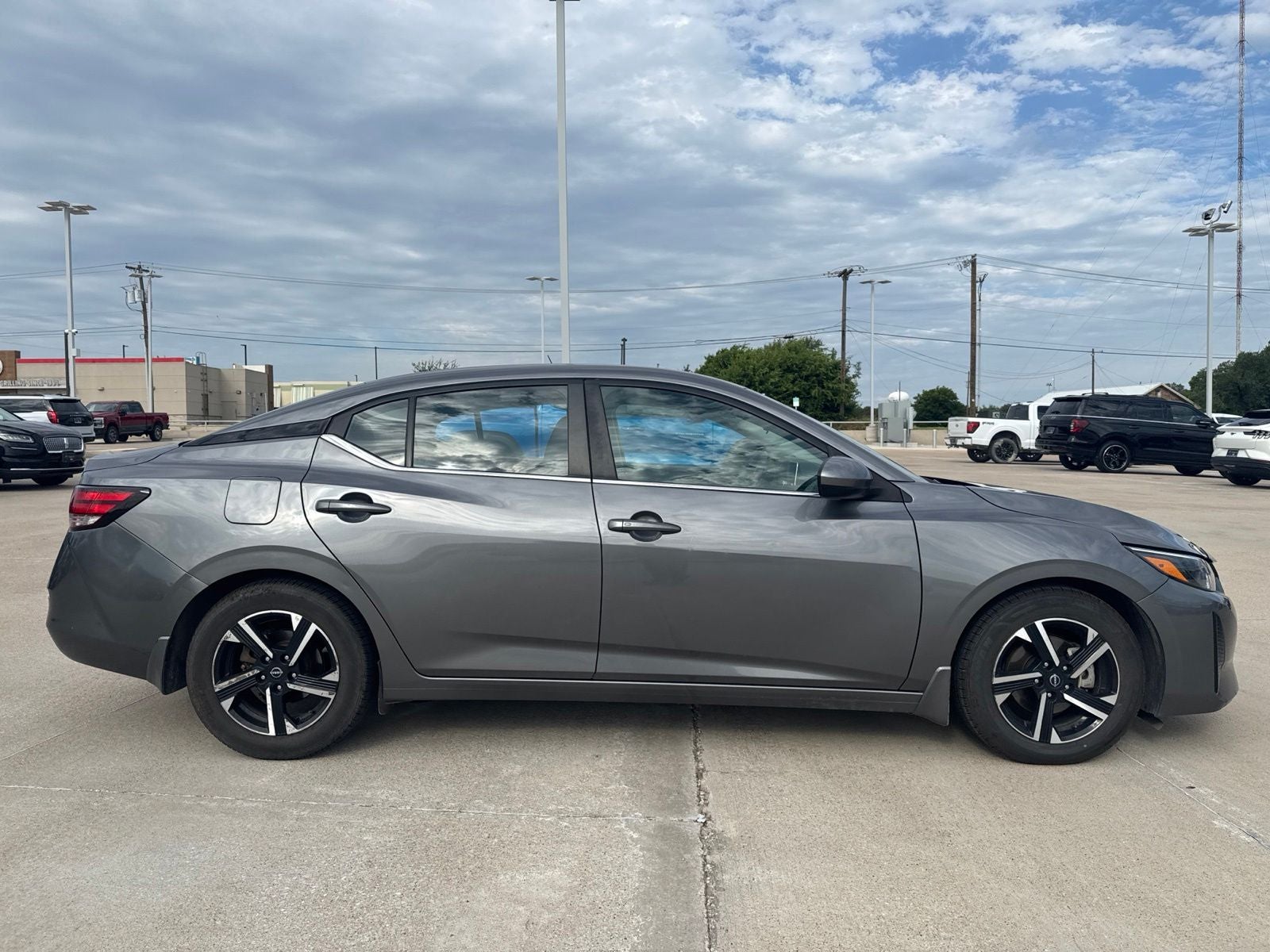 2024 Nissan Sentra SV