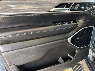 2023 Jeep Wagoneer L Series III