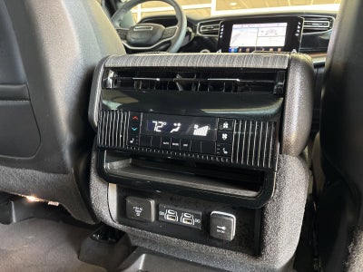2023 Jeep Wagoneer L Series III