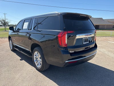2023 GMC Yukon XL SLT