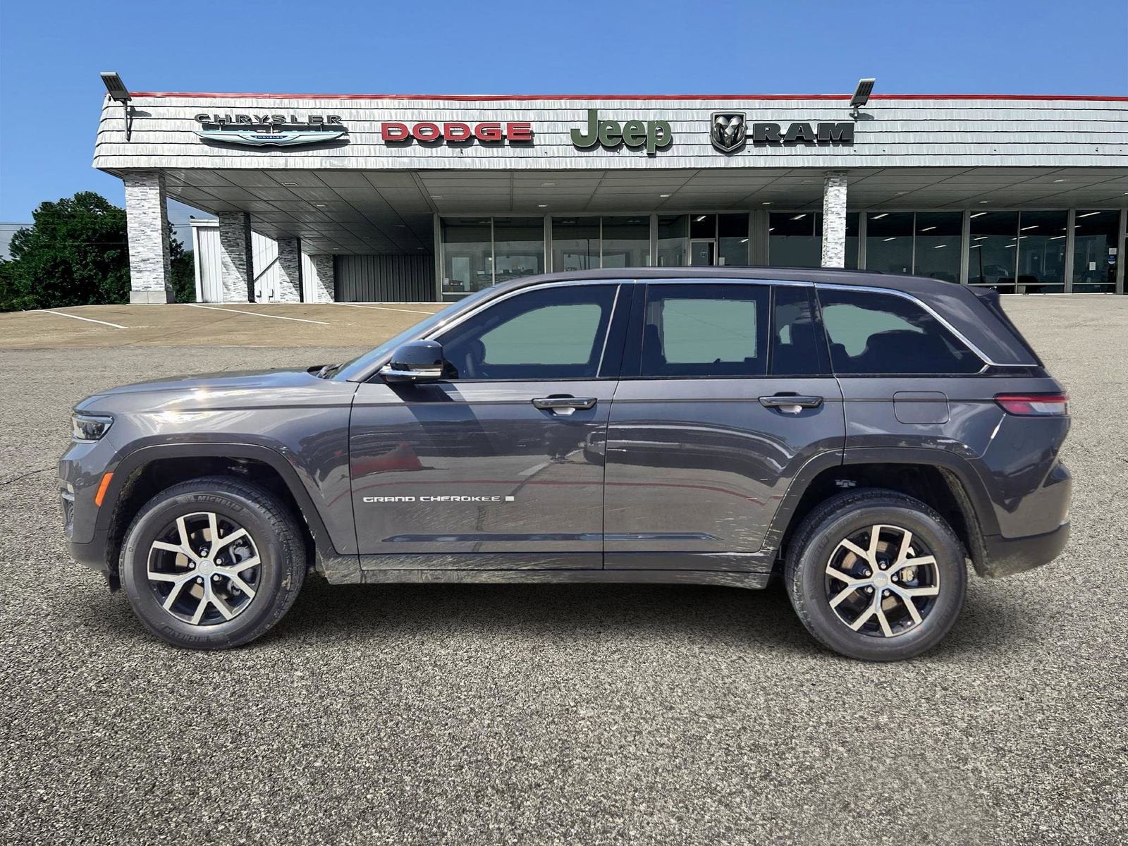 2025 Jeep Grand Cherokee Limited 4x2