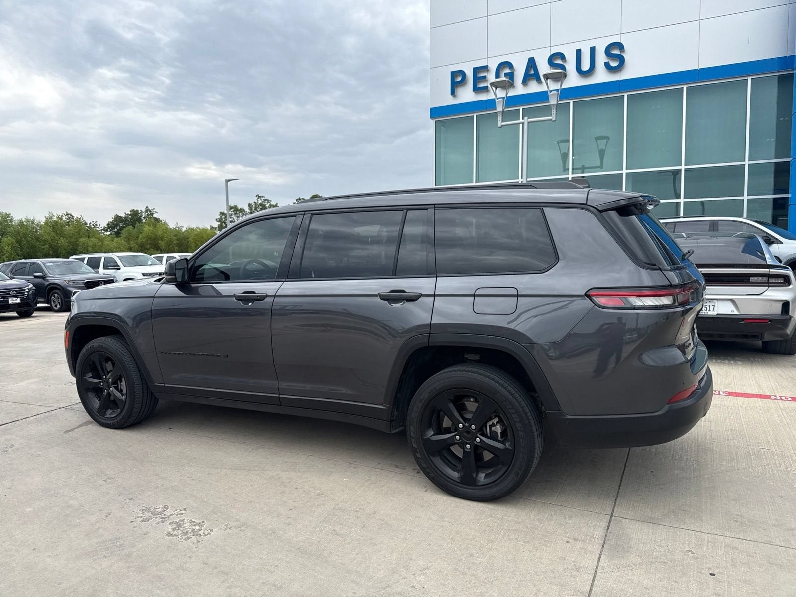 2023 Jeep Grand Cherokee L Altitude X 4x4
