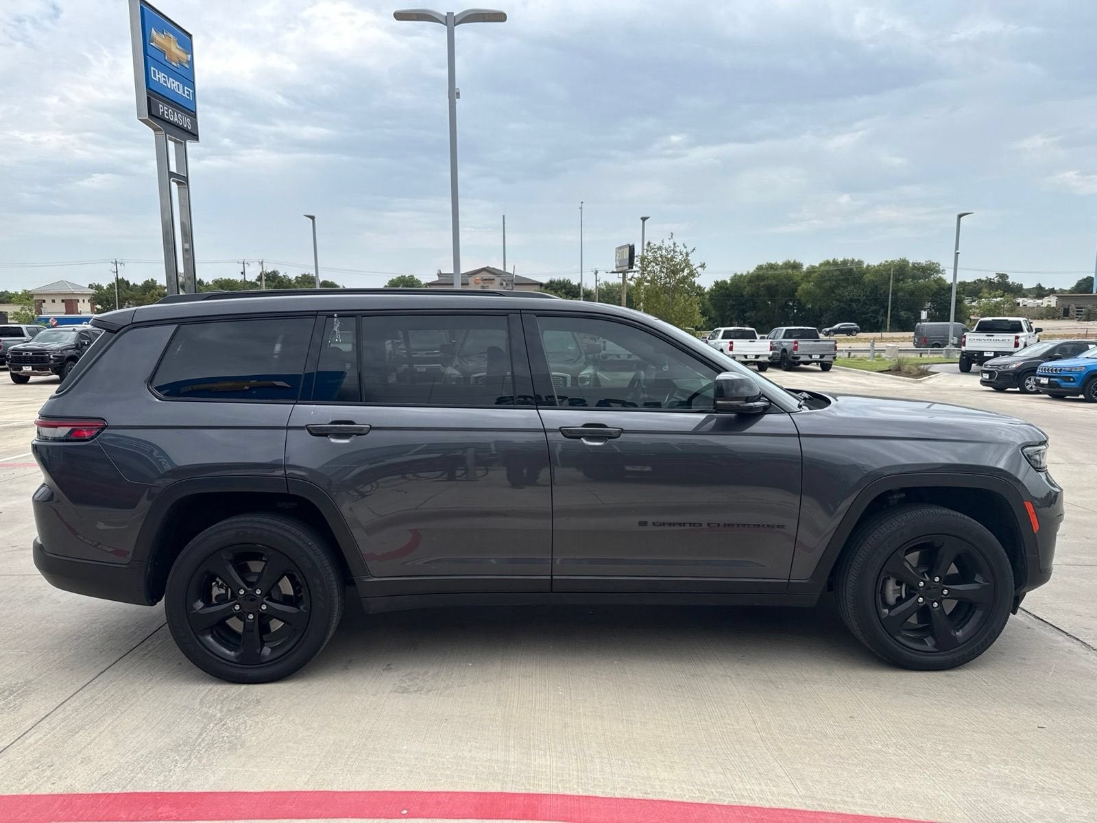 2023 Jeep Grand Cherokee L Altitude X 4x4