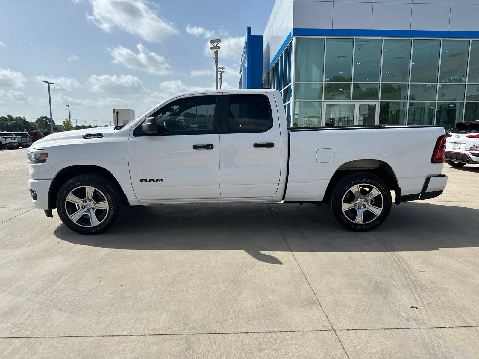 2025 RAM 1500 Tradesman Quad Cab 4x2 6'4" Box