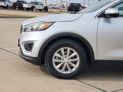 2017 Kia Sorento 3.3L LX