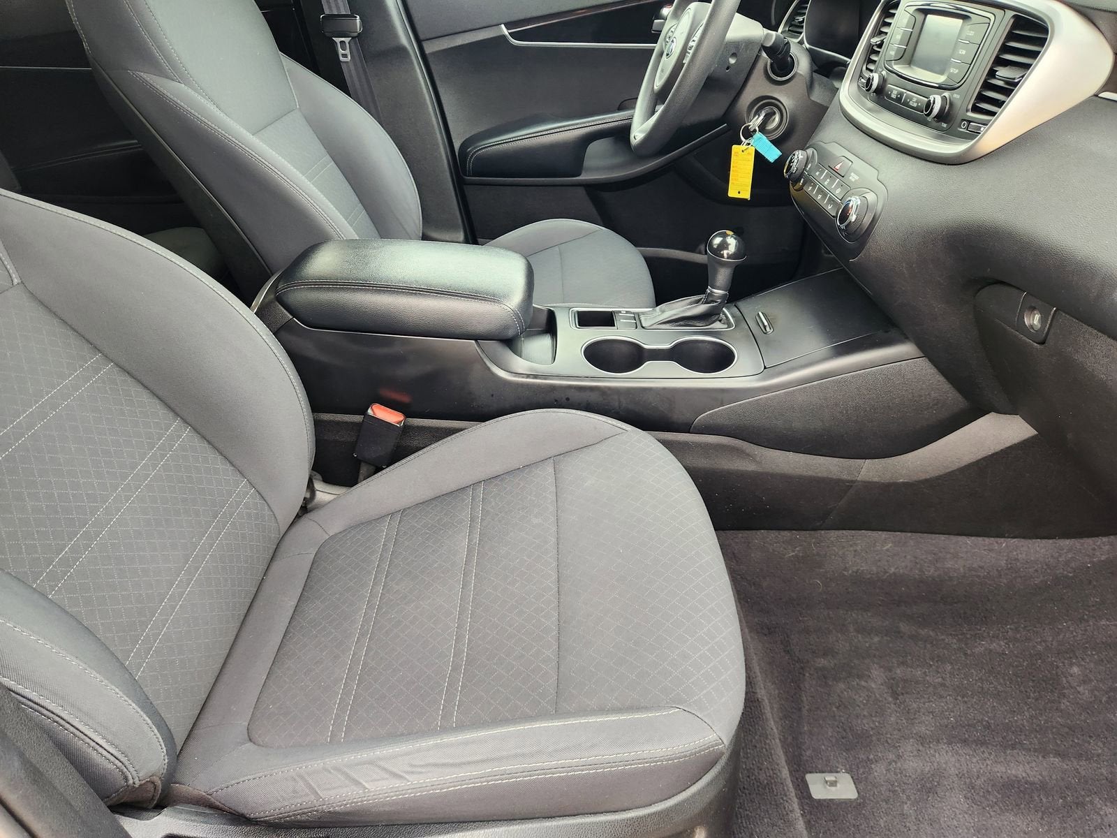 2017 Kia Sorento 3.3L LX