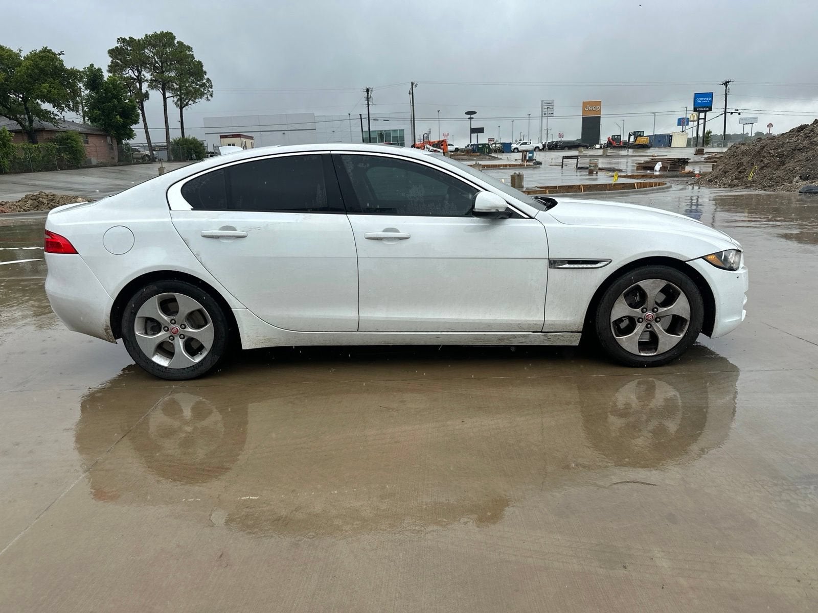 2017 Jaguar XE 25t