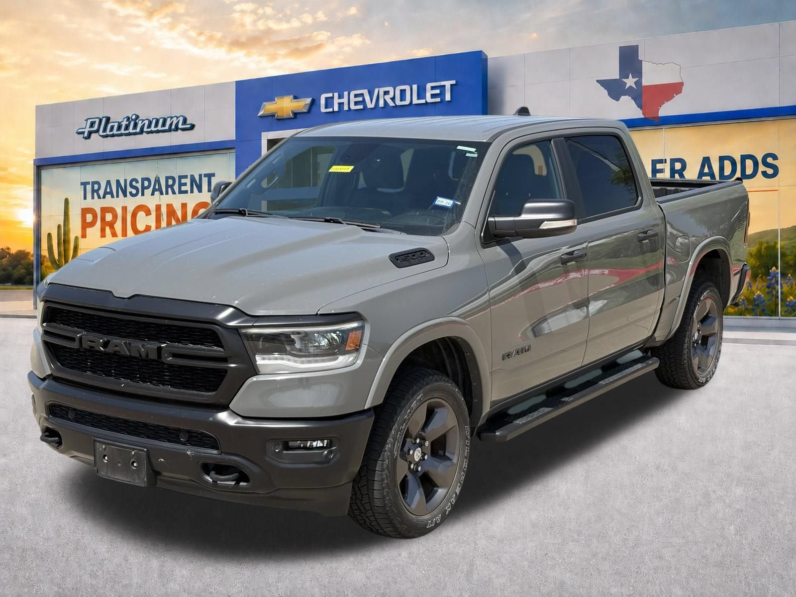 2020 RAM 1500 Lone Star Crew Cab 4x4 5'7" Box